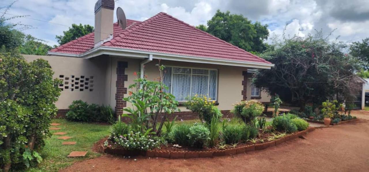 Lovely 3 Bed In Mount Pleasant - 2153 Harare Exteriör bild